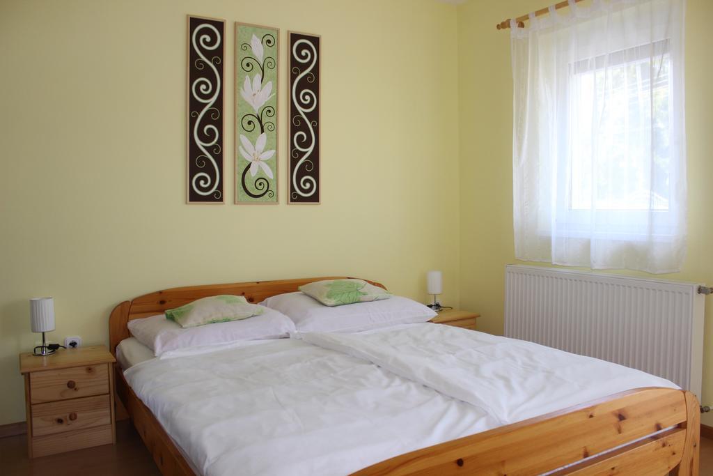 Otto Apartment Harkány Chambre photo